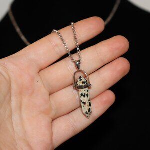 Beautiful silver and dalmatian jasper necklace 24-26"